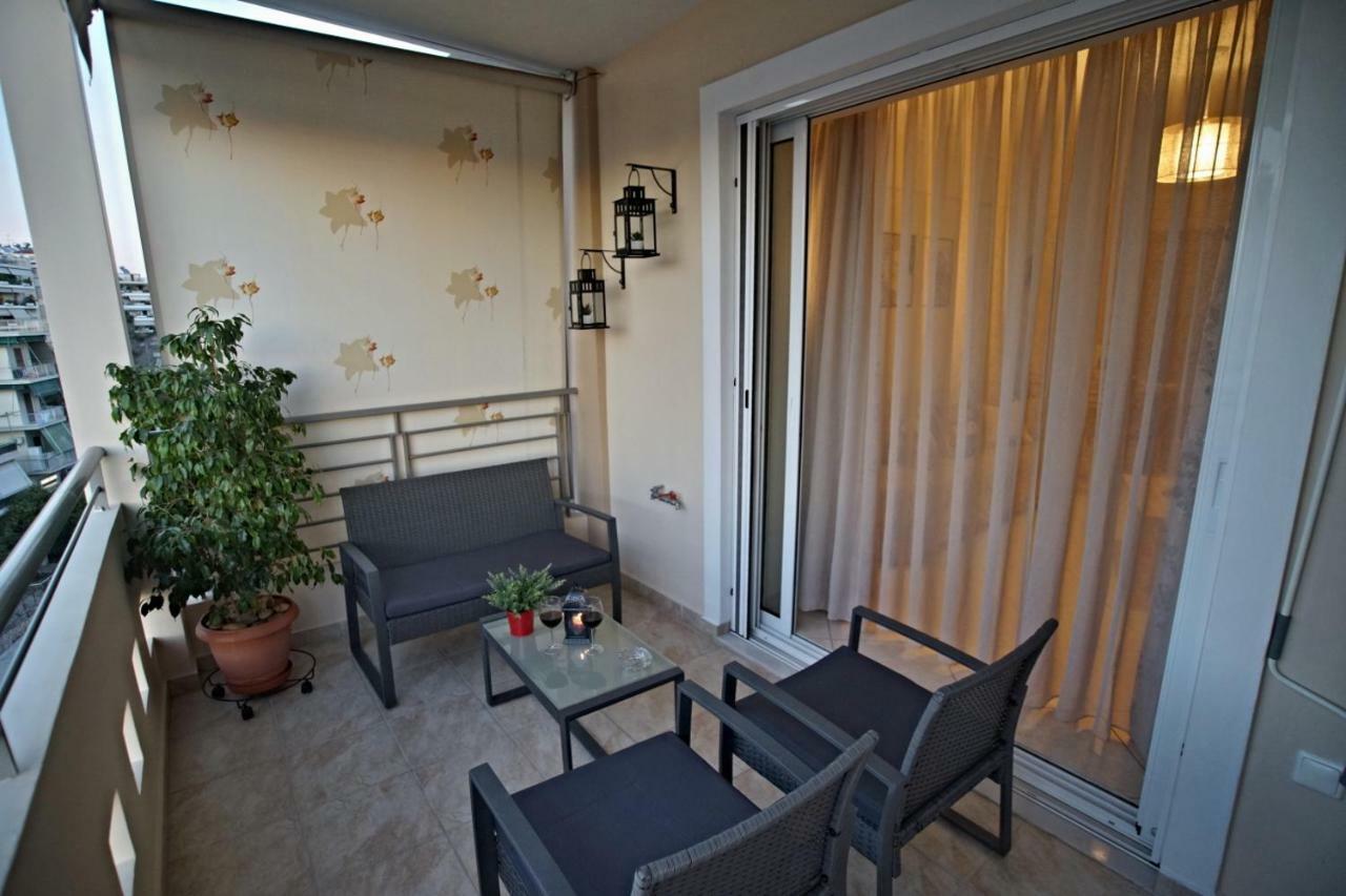 Charming Apartment Near Athens Center And The Sea Exteriör bild